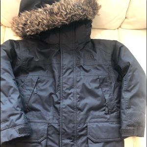 North Face McMurdo Boys XS 6